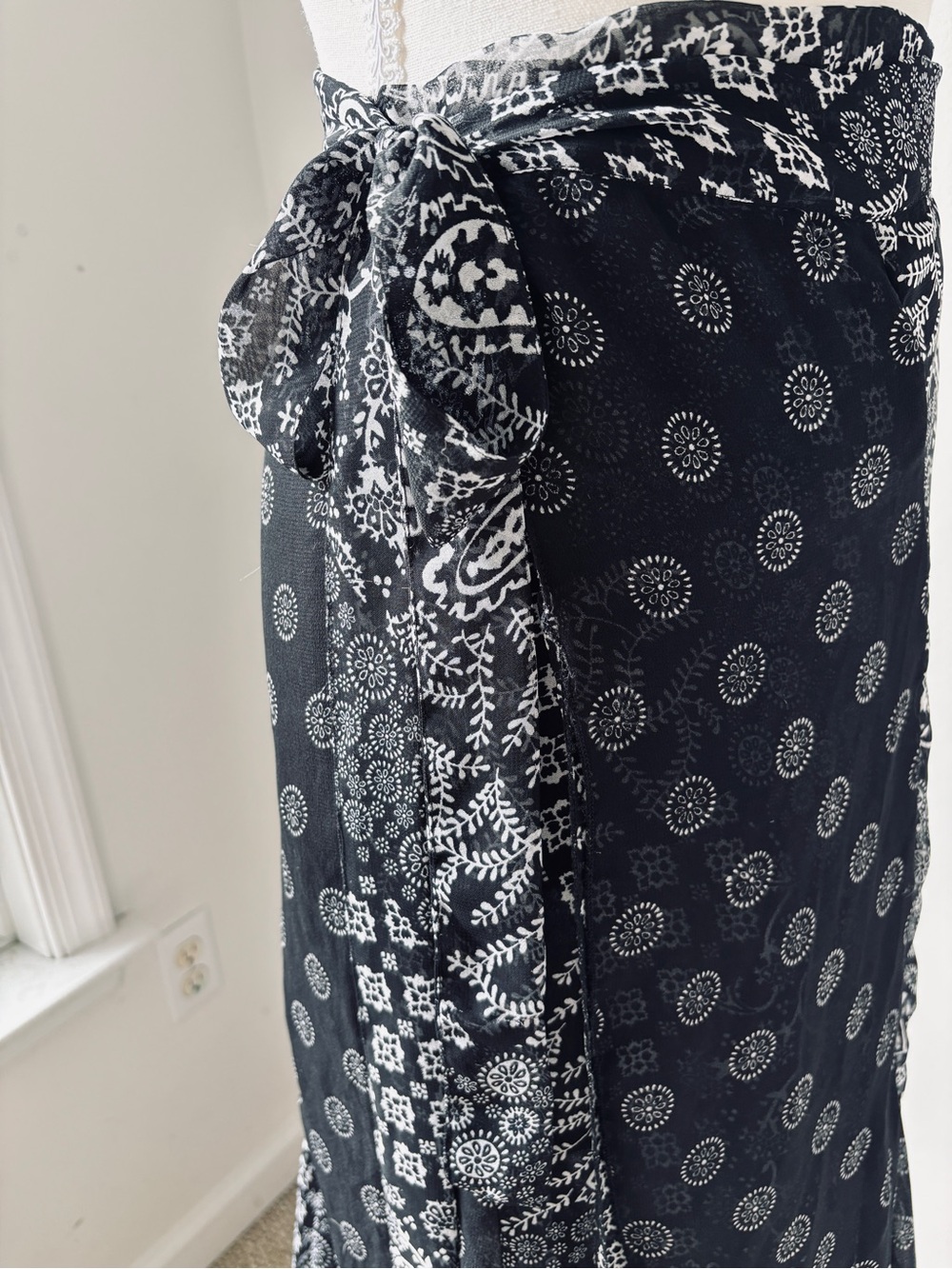 Black and White Paisley Two Layer Bohemian Maxi Wrap Skirt - Picture 3 of 10